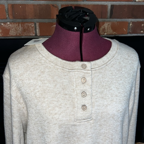 NWT Super soft oversized long sleeve Henley button quarter button shirt - Picture 2 of 10